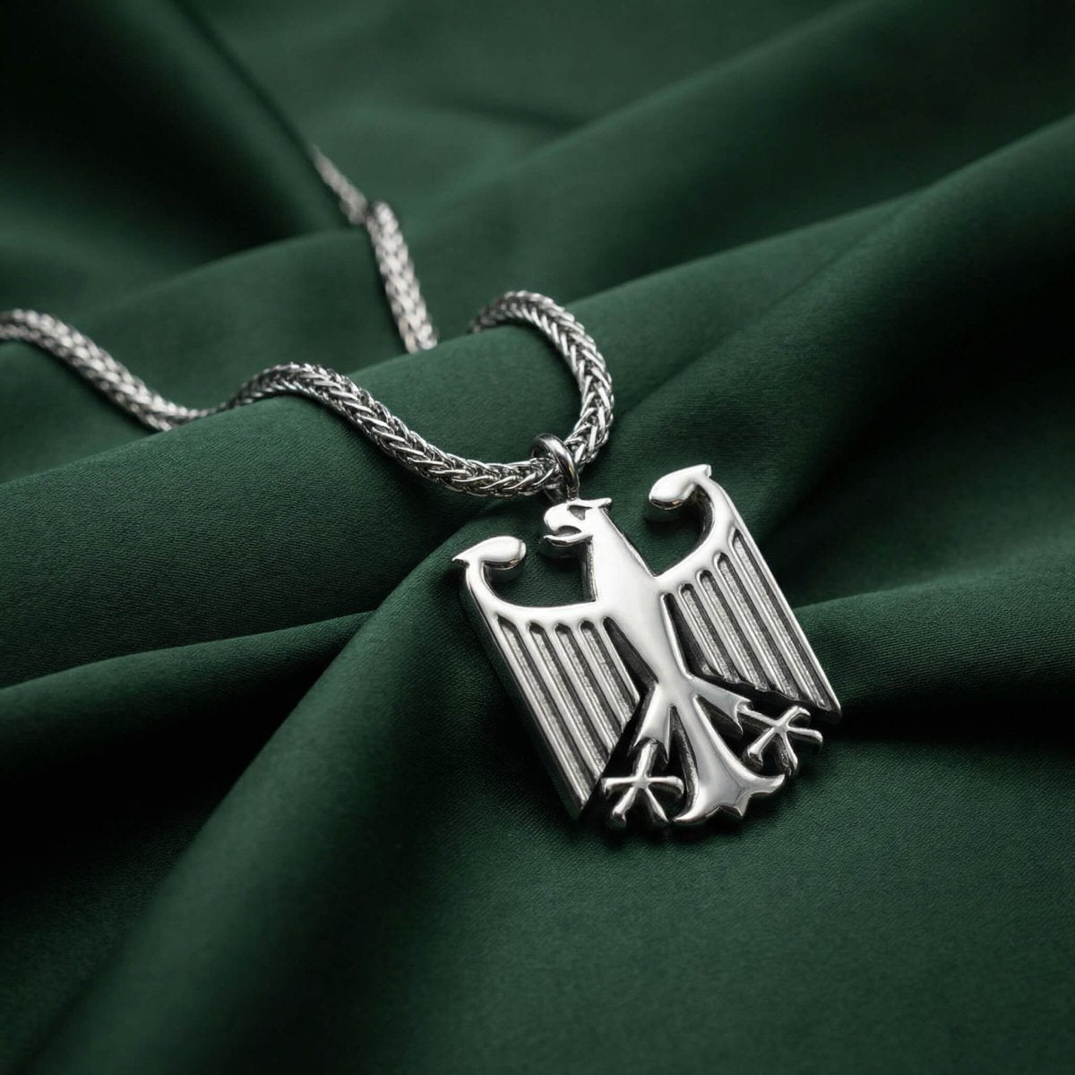 Deutschland Kette mit Adleranhänger - VISTORO